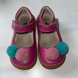 Livie & Luca Girls Matilda Jane In A Poof / pom pom Shoe size 8